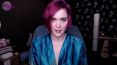 Telîmata li ser jerk off ji keçikek Russian bi English